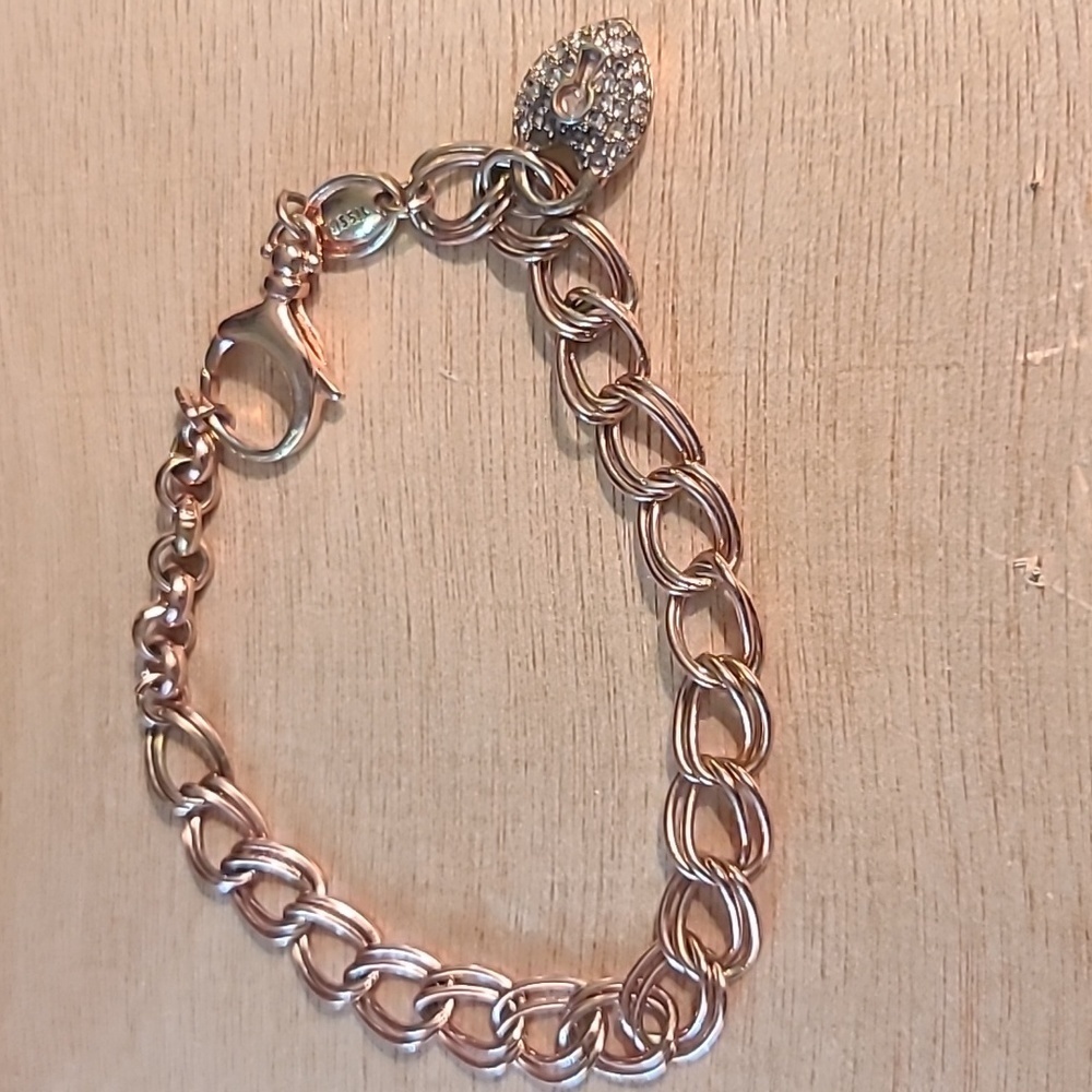 Fossil bracelet gold coloring with heart charm